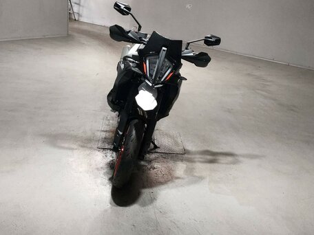 2023 KTM 890 SMT, чёрный, 1199000 рублей, вид 3