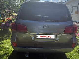 2011 Lexus LX 570 III, серебристый, 3200000 рублей, вид 5