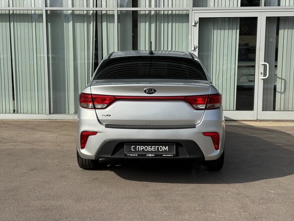 2017 Kia Rio IV, серебристый, 1370000 рублей - вид 5