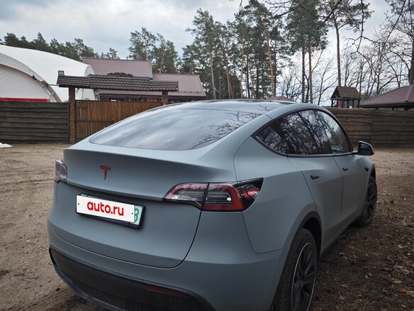 2023 Tesla Model Y Long Range Dual Motor I, серебристый, 2764080 рублей - вид 1