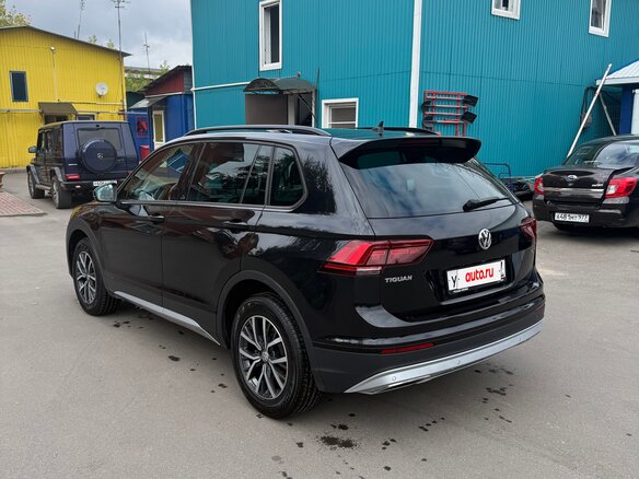 2019 Volkswagen Tiguan II, чёрный, 2350000 рублей - вид 7