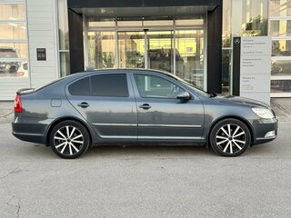 2012 Skoda Octavia II (A5) Рестайлинг, серый, 870000 рублей, вид 4