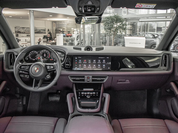 2026 Porsche Cayenne III Рестайлинг, серый, 20250000 рублей - вид 4