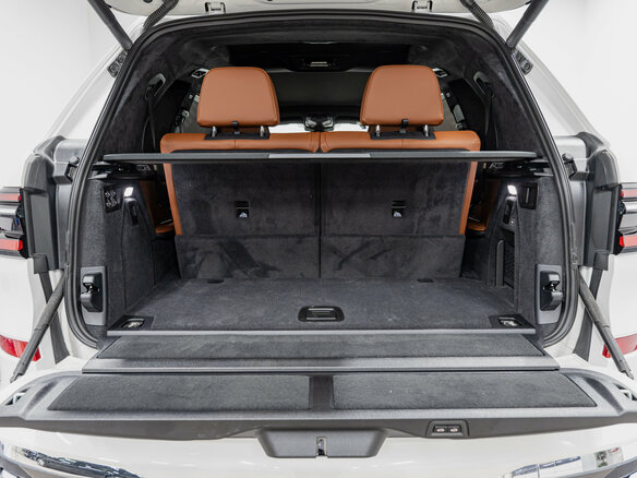 2026 BMW X7 40i I (G07) Рестайлинг, белый, 16350000 рублей - вид 28