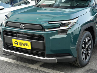 2026 Toyota RAV4 VI (XA60), зелёный, 4290007 рублей, вид 2