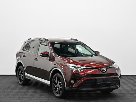 2017 Toyota RAV4 IV (XA40) Рестайлинг, красный, 1899000 рублей, вид 1