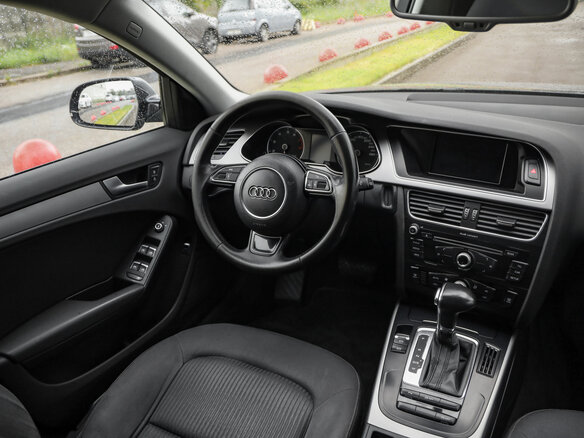 2013 Audi A4 IV (B8) Рестайлинг, чёрный - вид 9