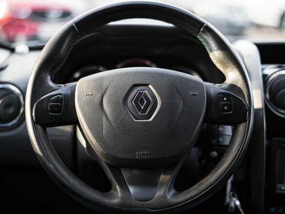 2016 Renault Duster I Рестайлинг, серый, 1299000 рублей - вид 5