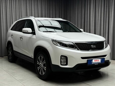 2013 Kia Sorento II Рестайлинг, белый, 1849000 рублей, вид 3