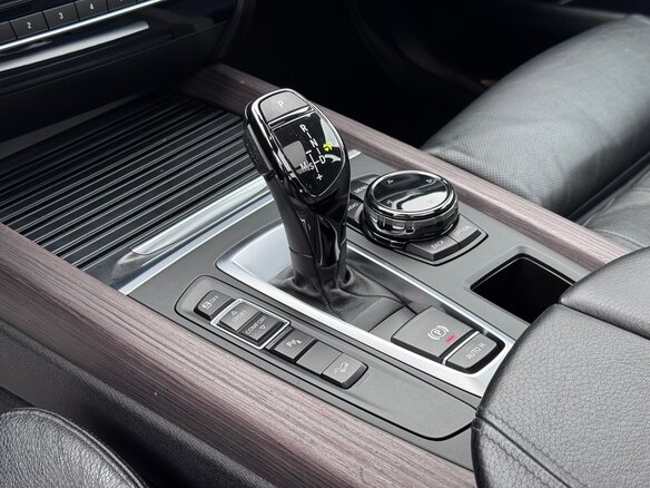 2013 BMW X5 50i III (F15), чёрный, 2550000 рублей - вид 23