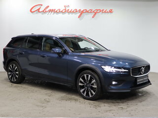 2024 Volvo V60 Cross Country II, синий, 6390000 рублей, вид 3