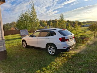 2013 BMW X1 20i I (E84) Рестайлинг, белый, 1550000 рублей, вид 1