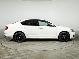 2015 Skoda Octavia III (A7), белый, 999700 рублей, вид 4