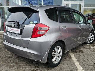 2010 Honda Fit II, серый, 579000 рублей, вид 2