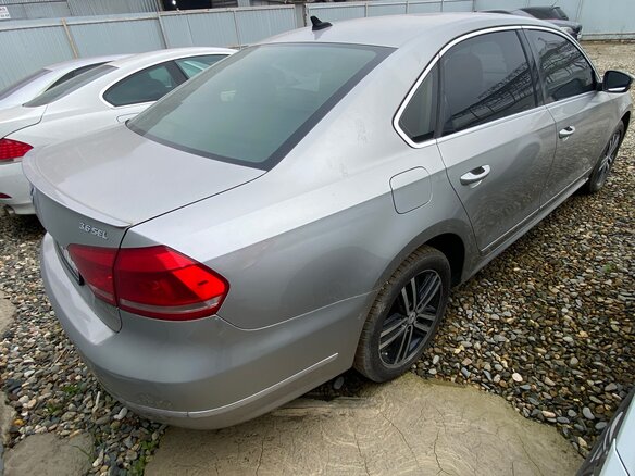 2012 Volkswagen Passat (North America and China) I, серый, 880000 рублей - вид 2