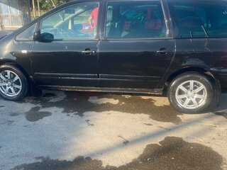 2001 Ford Galaxy I Рестайлинг, чёрный, 400000 рублей, вид 5