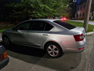 2014 Skoda Octavia III (A7), серебристый, 950000 рублей, вид 3