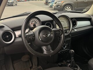 2011 Mini Hatch One II (R56) Рестайлинг, красный, 850000 рублей, вид 5