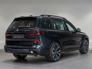 2025 BMW X7 40d I (G07) Рестайлинг, чёрный, 16950000 рублей, вид 5
