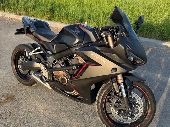 2020 Honda CBR 650R, чёрный, 940000 рублей - вид 6