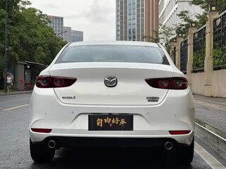 2024 Mazda 3 Axela IV (BP), белый, 2060000 рублей, вид 2