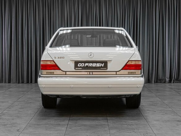 1997 Mercedes-Benz S-Класс 320 III (W140) Рестайлинг, белый, 5399000 рублей - вид 3