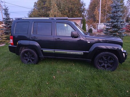 2008 Jeep Cherokee IV (KK), чёрный, 990000 рублей, вид 5