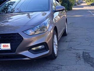 2019 Hyundai Solaris II, бежевый, 1650000 рублей, вид 4