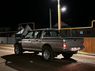 2006 Mitsubishi L200 III Рестайлинг, серебристый, 770000 рублей, вид 5