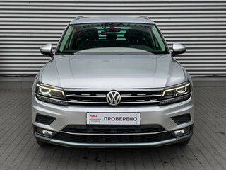 2018 Volkswagen Tiguan II, серебристый, 2970000 рублей, вид 2