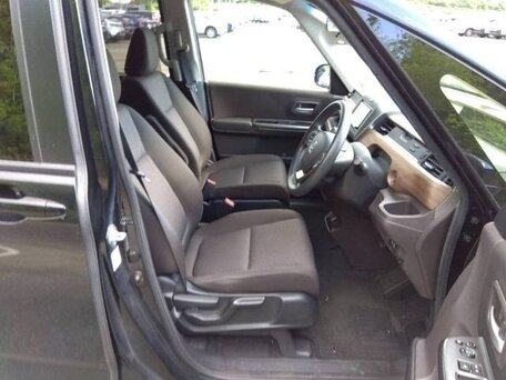 2023 Honda Freed II Рестайлинг, чёрный, 1500000 рублей, вид 3