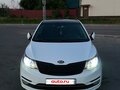 2015 Kia Rio III Рестайлинг, белый, 900000 рублей - вид 8