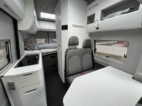 2022 Volkswagen Grand California, серый, 16600000 рублей, вид 4