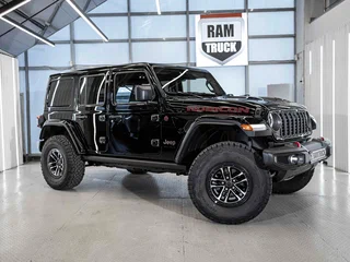 2026 Jeep Wrangler IV (JL) Рестайлинг, чёрный, 9201077 рублей, вид 1