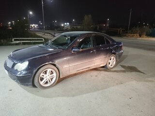 2000 Mercedes-Benz C-Класс 240 II (W203), синий, 400000 рублей, вид 3