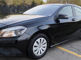 2014 Mercedes-Benz A-Класс 180 III (W176), чёрный, 1200000 рублей, вид 4