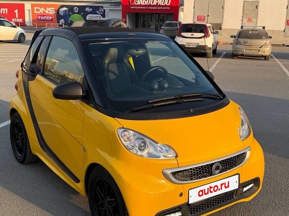 2014 Smart Fortwo II, жёлтый, 1750000 рублей - вид 1