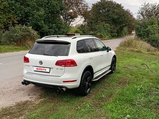 2012 Volkswagen Touareg II, белый, 3000000 рублей, вид 4