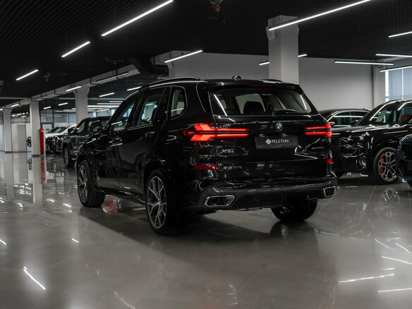 2026 BMW X5 Long 30Li IV (G05/G18) Рестайлинг, чёрный, 10090000 рублей - вид 3