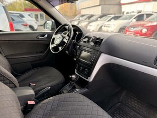 2010 Skoda Yeti I, серый, 690000 рублей, вид 5
