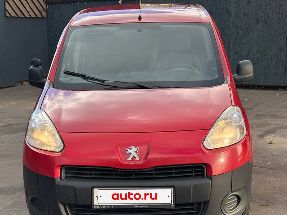 2014 Peugeot Partner, красный, 800000 рублей