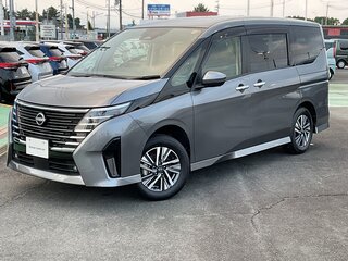 2023 Nissan Serena VI (C28), серебристый, 2310203 рублей, вид 1