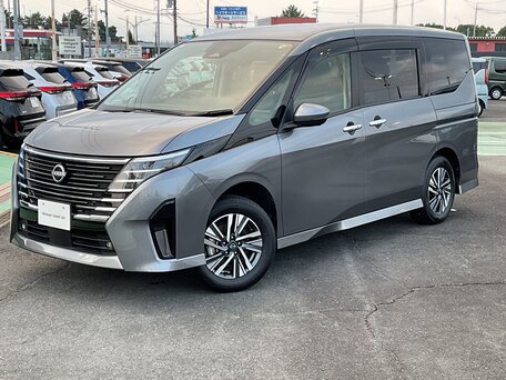 Nissan Serena VI (C28)