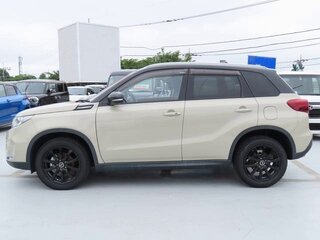 2021 Suzuki Escudo IV Рестайлинг, бежевый, 1483000 рублей, вид 2