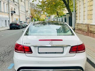 2014 Mercedes-Benz E-Класс 250 IV (W212, S212, C207) Рестайлинг, белый, 2500000 рублей, вид 3