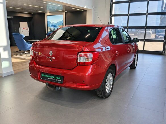 2014 Renault Logan II, красный, 500000 рублей - вид 5