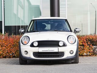 2011 Mini Hatch One II (R56) Рестайлинг, белый, 649000 рублей, вид 3