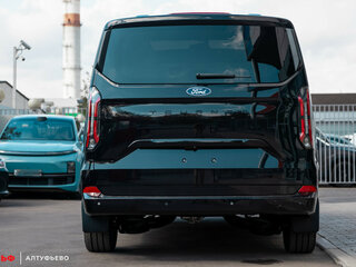 2026 Ford Tourneo Custom LWB II, чёрный, 10000000 рублей, вид 3