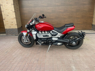 2022 Triumph Rocket 3, красный, 2200000 рублей, вид 5