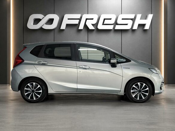 2018 Honda Fit III Рестайлинг, синий, 1279000 рублей - вид 4